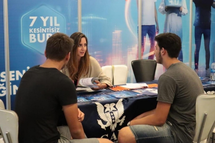 Girne Amerikan Üniversitesinden 7 Yıl Kesintisiz Burs