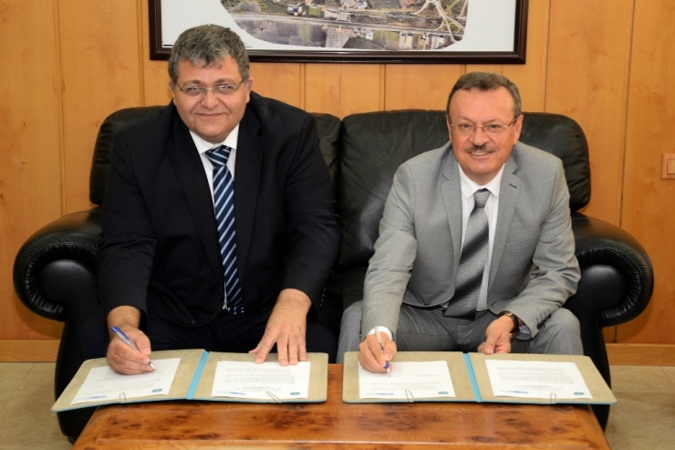 Buü’den Kıbrıs’a Akademisyen Desteği