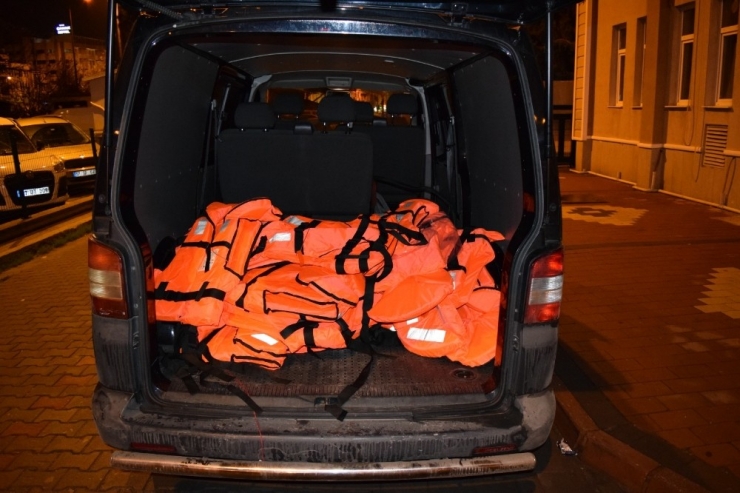 7 Ayda 39 Göçmen Kaçakçısı Tutuklandı