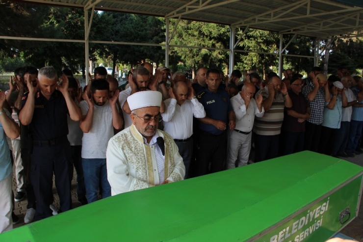 Selden 12 Gün Sonra Bulunan Minik Kağan Toprağa Verildi