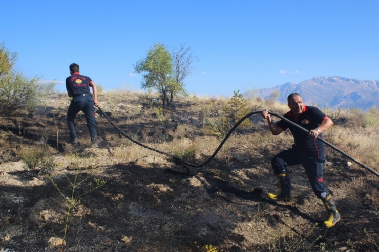 Atatürk Portresinin Bulunduğu Alanda İki Günde İki Yangın