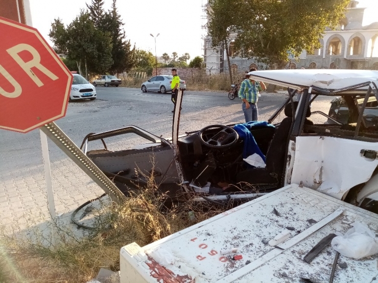 Parçalanan Araçtan Sağ Çıktı