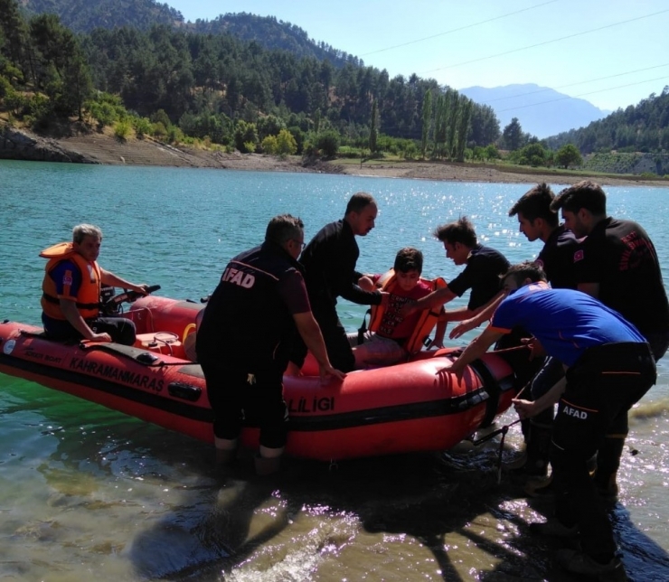 Serinlemek İçin Baraj Göletine Giren Genç Boğuldu