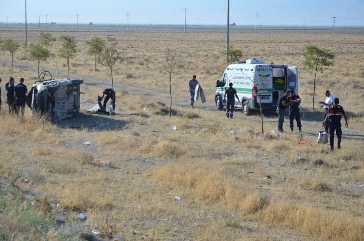 Düğün Dönüşü Kaza: 2 Ölü, 3 Yaralı