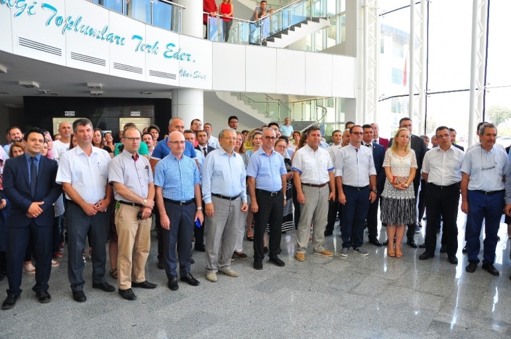 Manisa Cbü Rektörlüğüne Atanan Prof. Dr. Ahmet Ataç Göreve Başladı