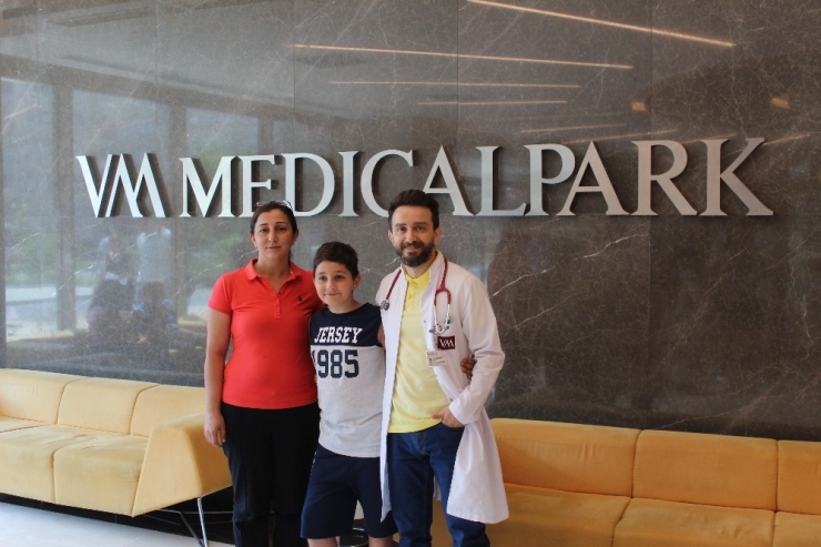 Denizcem’in Kalbindeki Deliği ‘Şemsiye’ İle Kapattılar