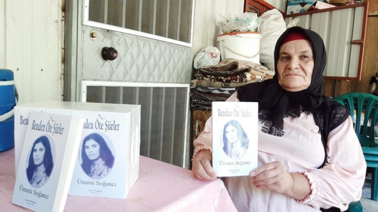 Ölen Eşine Verdiği Sözü Tutup Şiir Kitabı Çıkardı