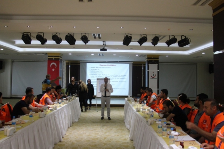 Şırnak’ta Hastane Afet Ve Acil Durum Planı Eğitimi Verildi