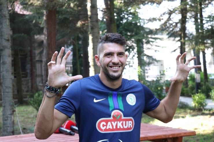 Dimitrios Chatziisaias: “Hem Takım Olarak Hem De Bireysel Hedeflerim Var”