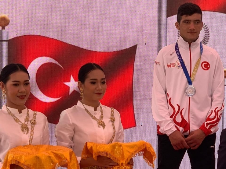 Kayserili Sporcular Muaythai’de Dünya İkincisi Ve Dünya Üçüncüsü Oldu