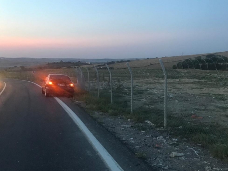 Minibüs İle Otomobil Çarpıştı: 1 Yaralı