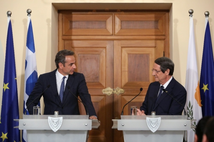 Yunanistan’ın Çiçeği Burnunda Başbakanı Miçotakis’ten İlk Ziyaret Güney Kıbrıs’a