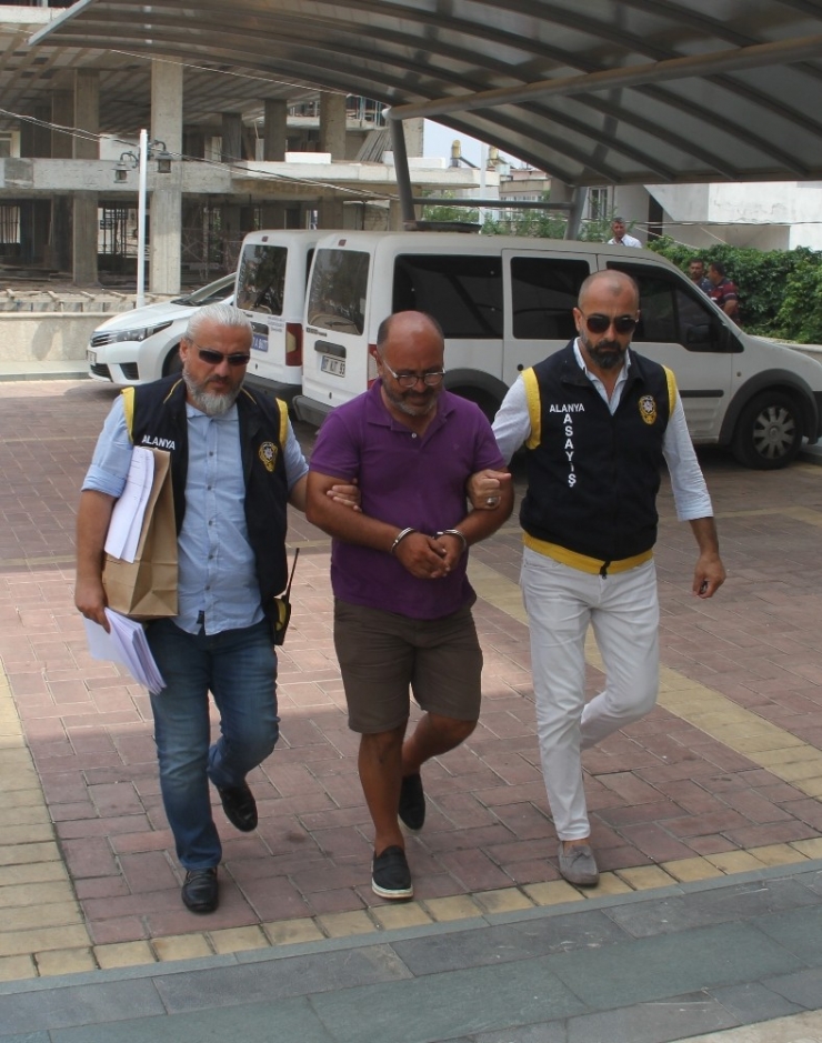 Alanya’da 5 Evden Hırsızlık Yapan Şüpheli Yakalandı