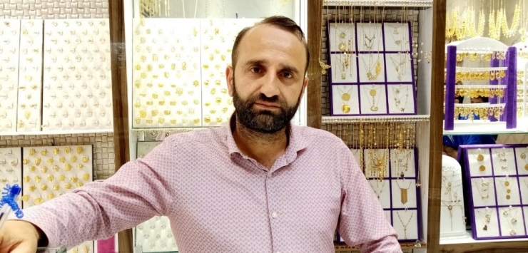 Pişkinliğin Bu Kadarına Da Pes