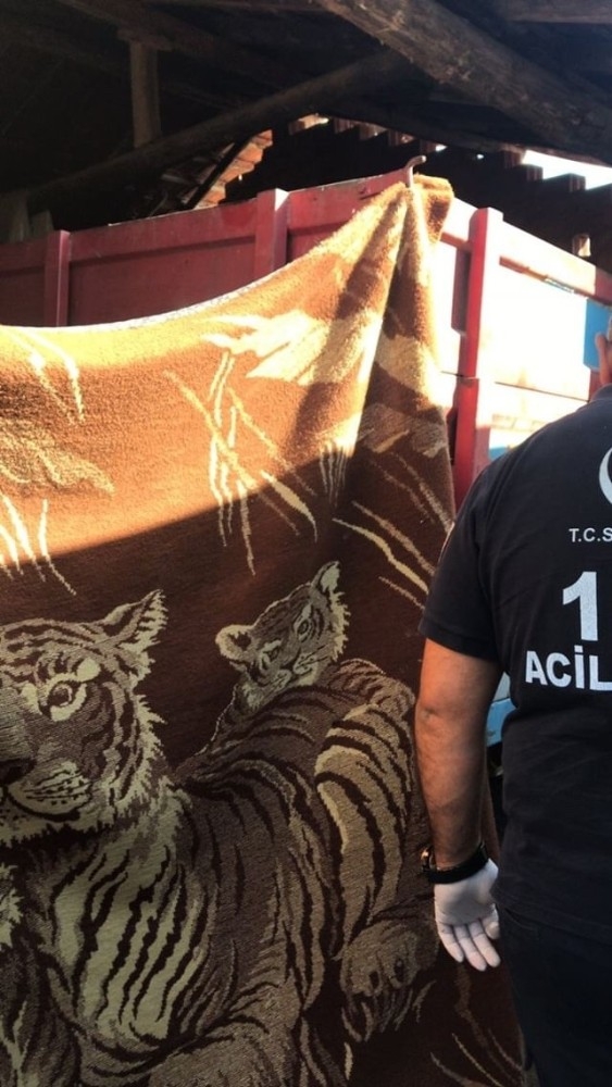 Römorkun Altında Can Verdi