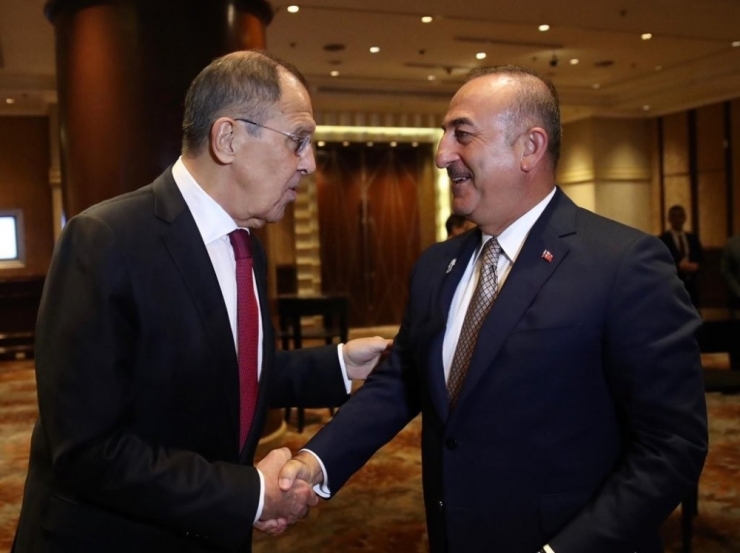 Bakan Çavuşoğlu, Lavrov’la Görüştü