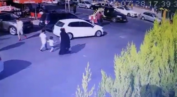 İstanbul’da Dehşet Anları Kamerada