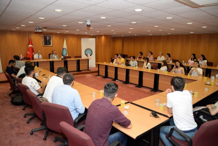 Gürcistanlı Tıp Öğrencileri Staj İçin Bursa Uludağ Üniversitesi’nde