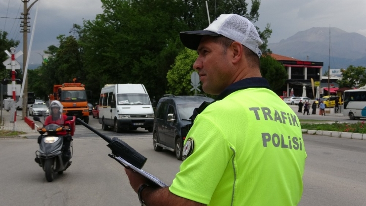 Isparta’da Polis Modifiyeye Göz Açtırmıyor
