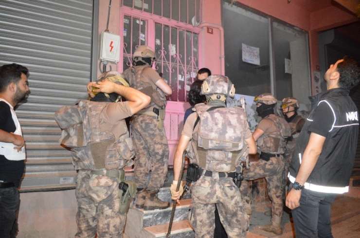 İstanbul Gaziosmanpaşa’da Dev Narkotik Operasyonu