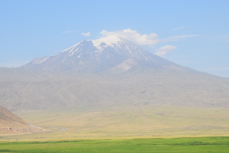 Ağrı Dağı İlk Kez Görenleri Büyülüyor