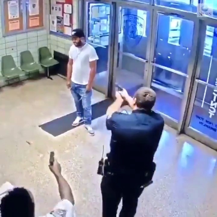 Polis Merkezine Girip Vurulmayı İstedi