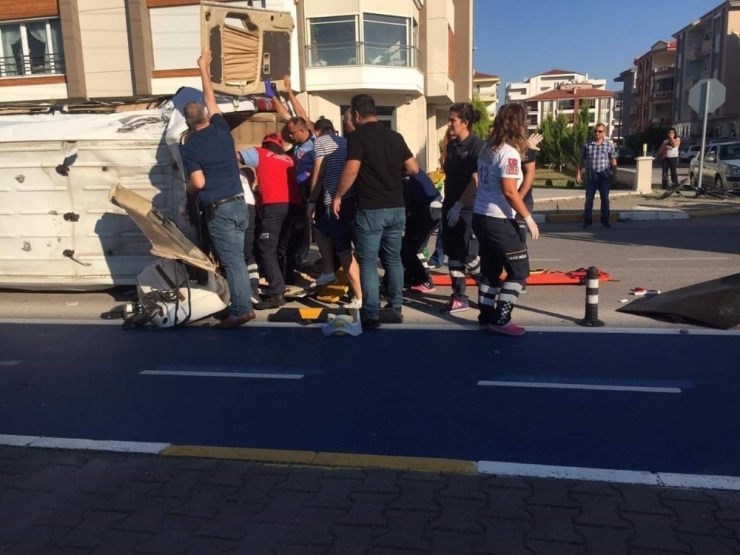 Otobüs Kazasında Ölen Ve Yaralananların Kimliği Belli Oldu