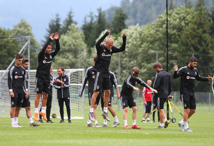 Beşiktaş’ta Kamp Çalışmaları Sürüyor