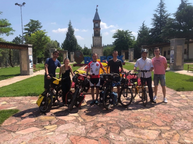 Bilecik’e Son 7 Yıl İçinde 26 Ülkeden Bisikletli Geldi
