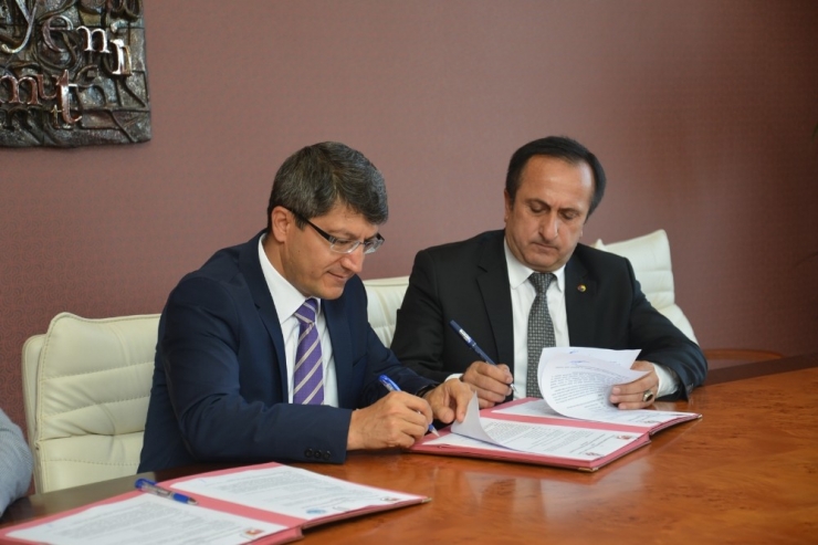 Bilecik’te Sanayinin Sorunlarına Lisansüstü Tezler Çare Olacak