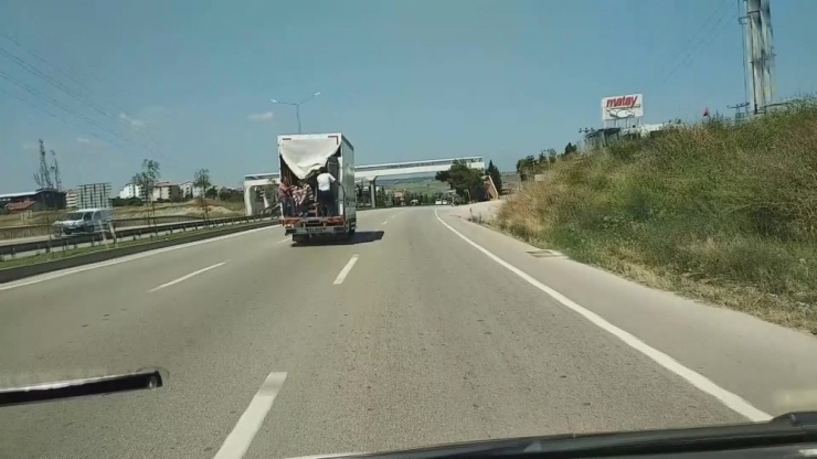 Bursa’da Tehlikeli Yolculuk