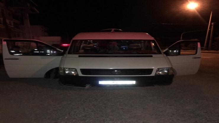 Çanakkale’de 54 Mülteci Yakalandı