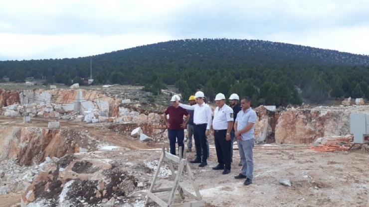 Çavdarhisar Kaymakamı Akbulut Emniyet Binası Ve Köylerde İncelemelerde Bulundu