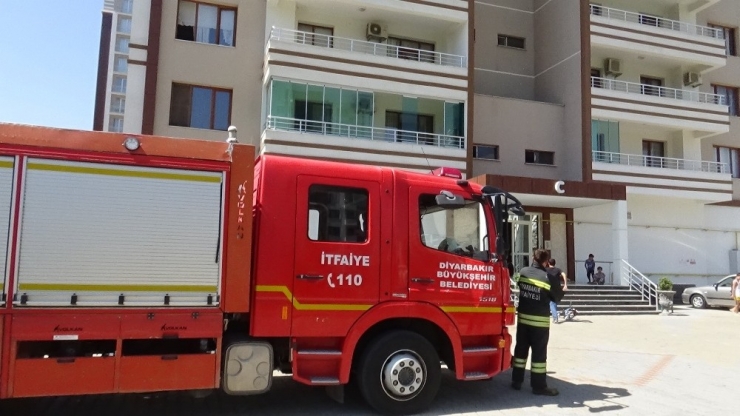 Yatak Odasında İçtiği Sigara Sonu Oluyordu