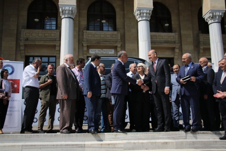 Adnan Menderes’in Makam Aracının Anahtarları Artık Aydın Valiliğinde