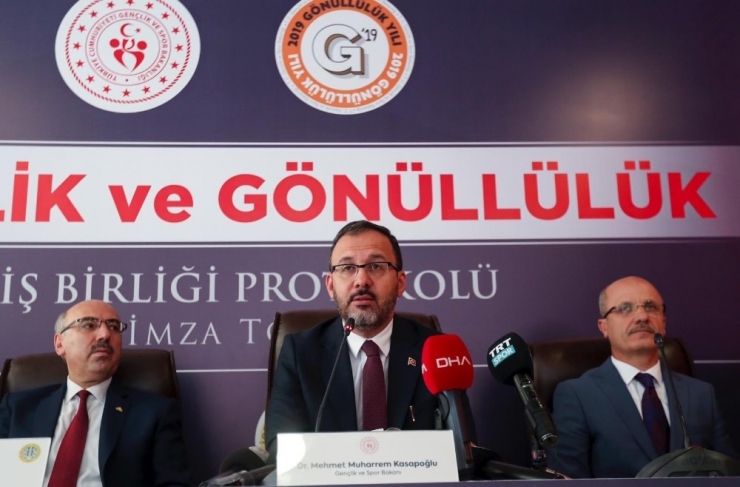 Gençlik Ve Spor Bakanlığı, 5 Üniversite İle ’Gençlik Ve Gönüllülük İş Birliği’ Protokolü İmzalandı