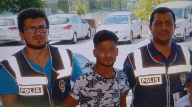 Suçüstü Yakalanan Telefon Dolandırıcıları Tutuklandı