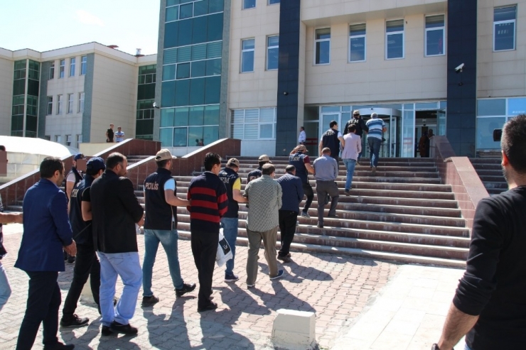 Kars’ta Terör Operasyonu: 3 Kişi Tutuklandı