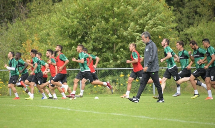 Konyaspor’un Hollanda Kampı Sürüyor