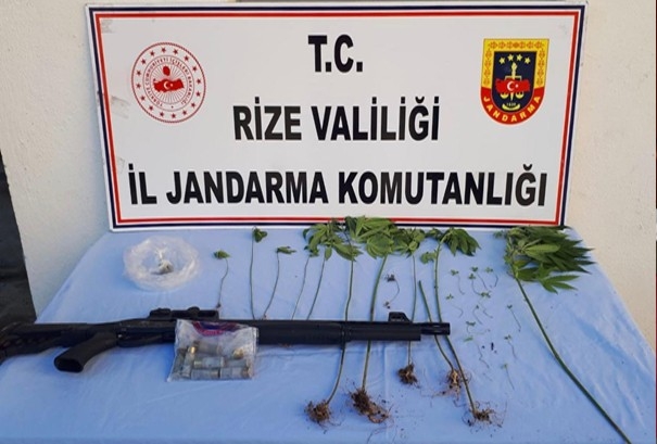 Rize’de Jandarmadan Silah Operasyonu