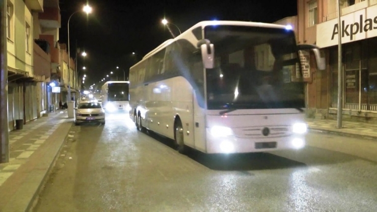 Suriye Sınırına Sevkiyat Devam Ediyor