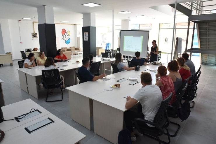 Tepebaşı Belediyesinde Hizmet İçi Eğitimler Sürüyor