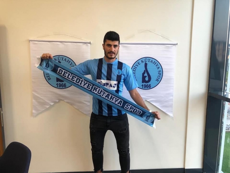 Belediye Kütahyaspor Ahmet Üner İle Anlaşma Sağladı