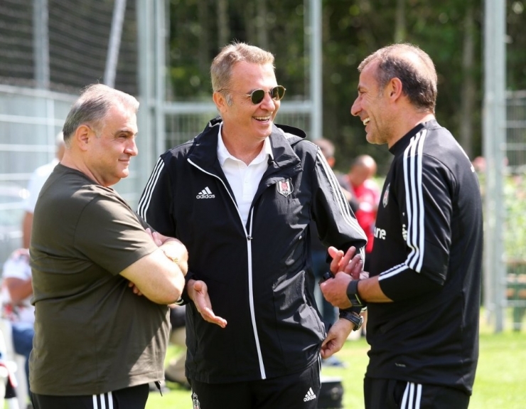Beşiktaş Kamp Çalışmalarını Sürdürüyor