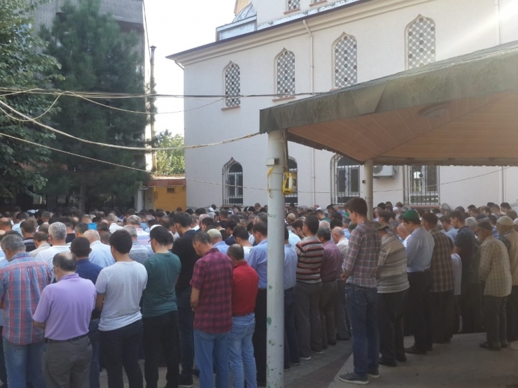 Abisi Tarafından Öldürülen Yunus Emre’ye Son Görev