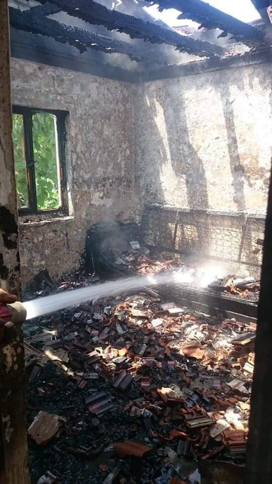 Evleri Küle Döndü, Mahalleli Seferber Oldu