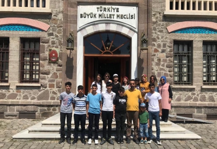 Milletvekili Erol, Elazığlı Öğrencileri Ankara’da Misafir Etti