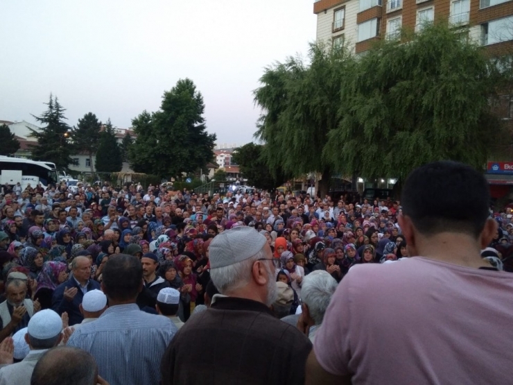 Hac Yolcuları Kutsal Topraklara Uğurlandı