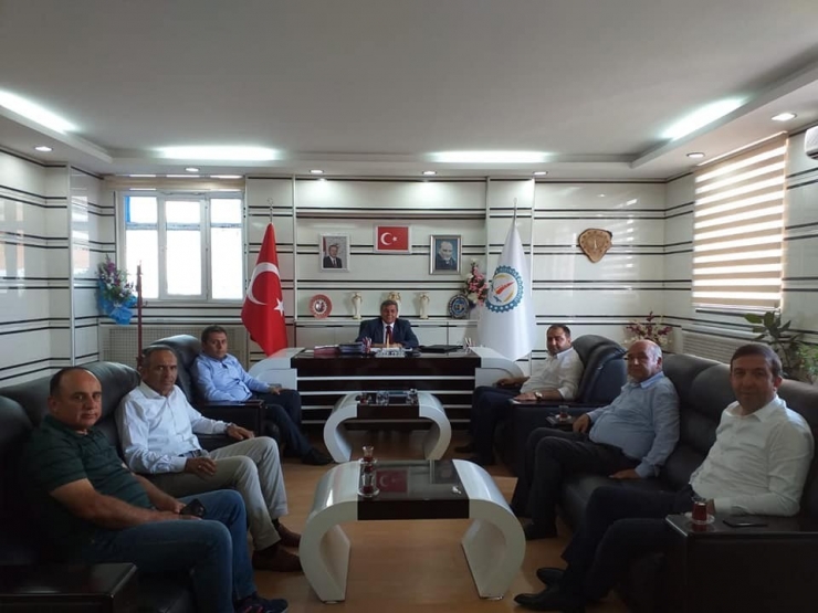 İş Adamları Altıntaş’ı Ziyaret Etti