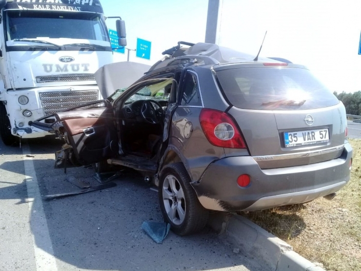 İzmir’deki Kazada Emekli Tümgeneral Hayatını Kaybetti
